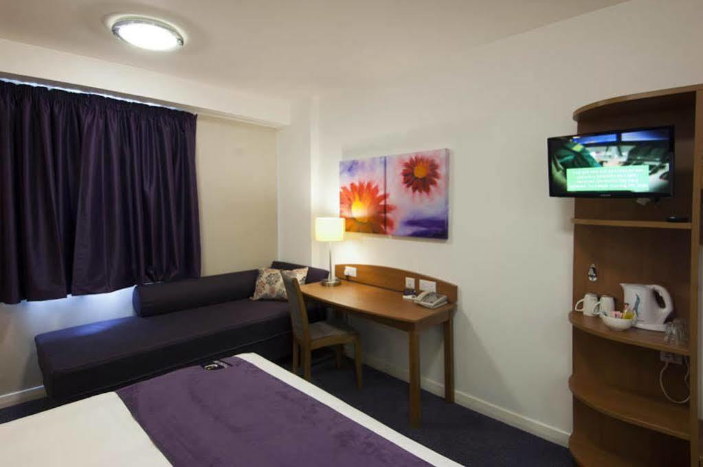Premier Inn Greenock Exterior foto